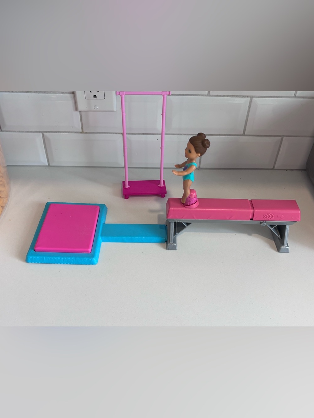 Barbie Flippin Fun Gymnast Set